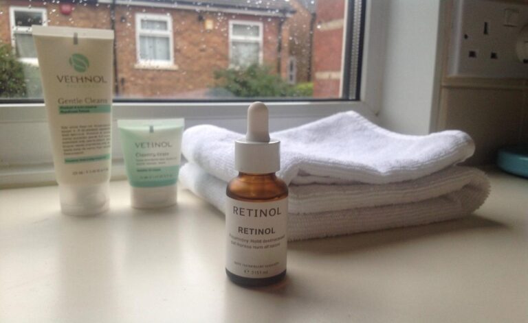Retinol Demystified: Safe Usage for UK Beginners